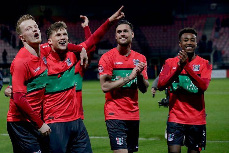 服紧张情绪 服紧张情绪