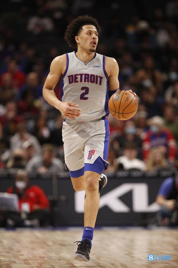 随着网球运 随着网球运