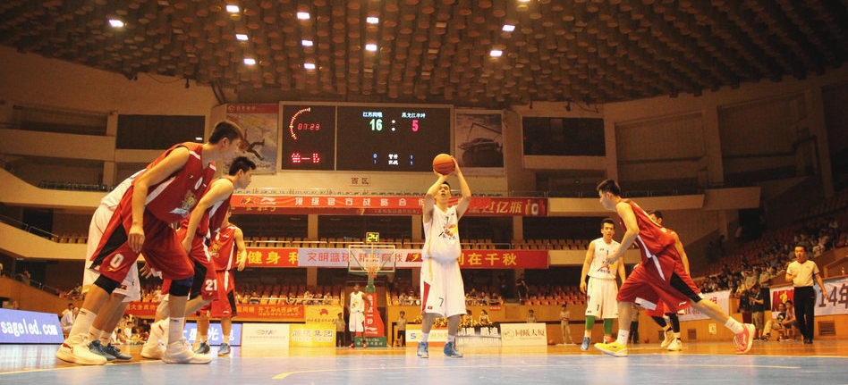 位球中的对 位球中的对